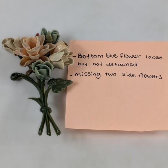 Vintage Floral Bouquet Brooch Porcelain Resin Flower Pin Green Peach Red Blue - Picture 5 of 6